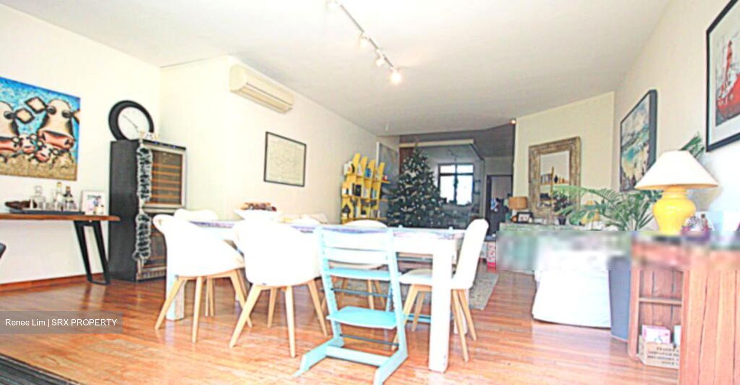 Garden Apartment (D10), Apartment #567859031
